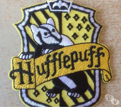 Collections Carnon Hérault - Photos Vivastreet écusson brodé harry potter hufflepuf 7,5x6 cm