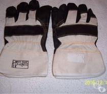 GANTS TRES EPAIS DE PROFESSIONNEL NEUF