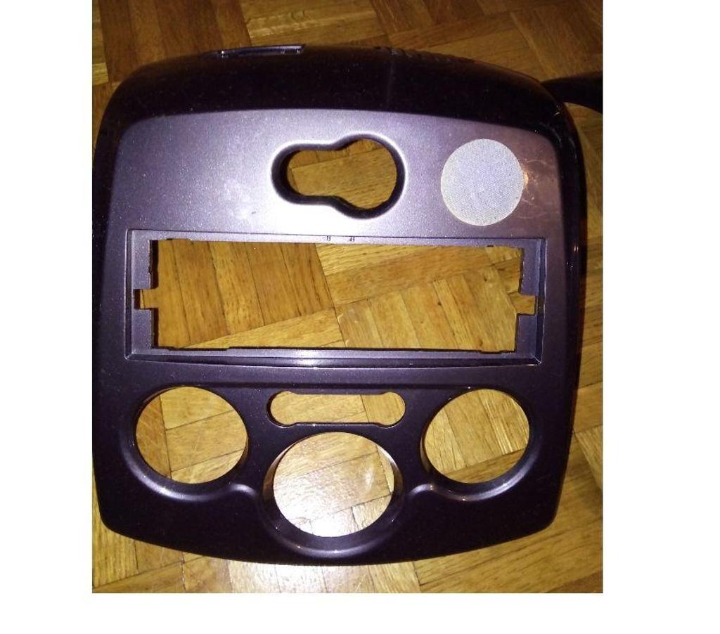 Pièces et services auto Seine-Saint-Denis Sevran - 93270 - Photos Vivastreet Pièces clio 3