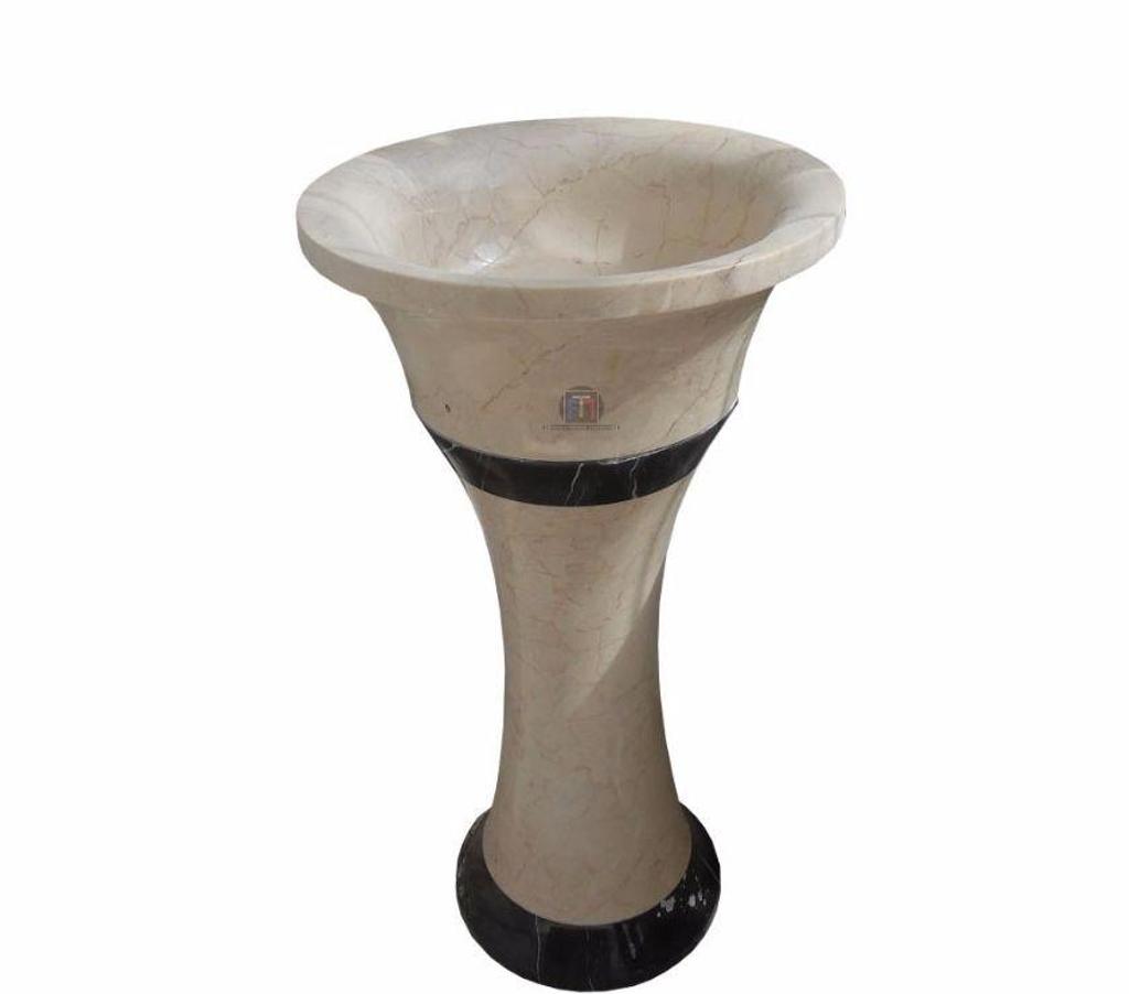  Bouches-du-Rhône Lancon Provence - 13680 - Photos Vivastreet Marbre Beige Marfil Piédestal Vasque 40 x 90 cm 800€ HT lot