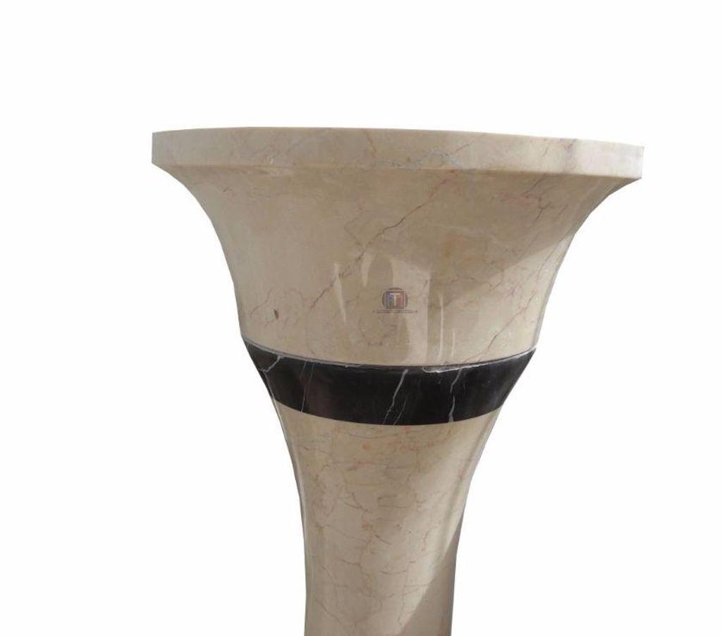  Bouches-du-Rhône Lancon Provence - 13680 - Photos Vivastreet Marbre Beige Marfil Piédestal Vasque 40 x 90 cm 800€ HT lot