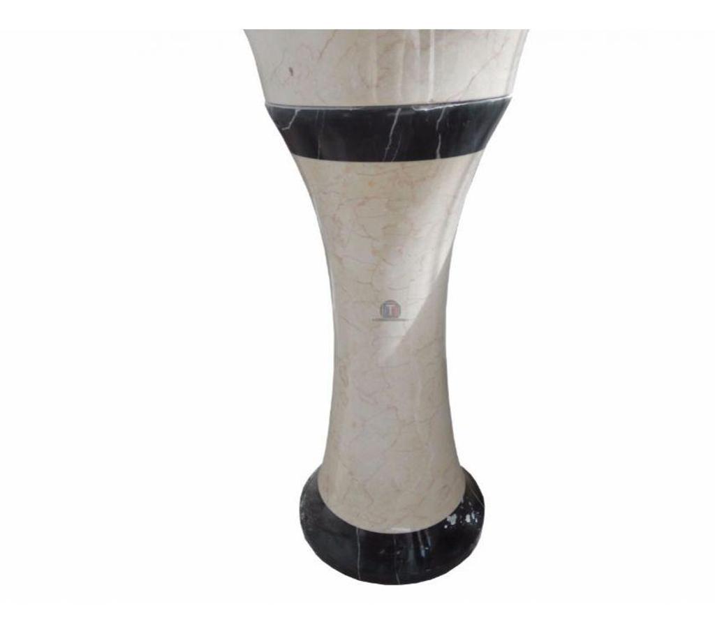  Bouches-du-Rhône Lancon Provence - 13680 - Photos Vivastreet Marbre Beige Marfil Piédestal Vasque 40 x 90 cm 800€ HT lot