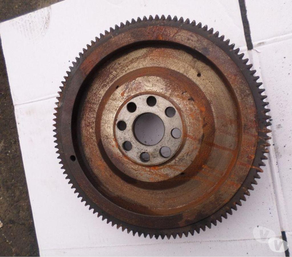 Pièces et services auto Pyrénées-Orientales Perpignan - Photos Vivastreet Volant moteur bmw e34 518i