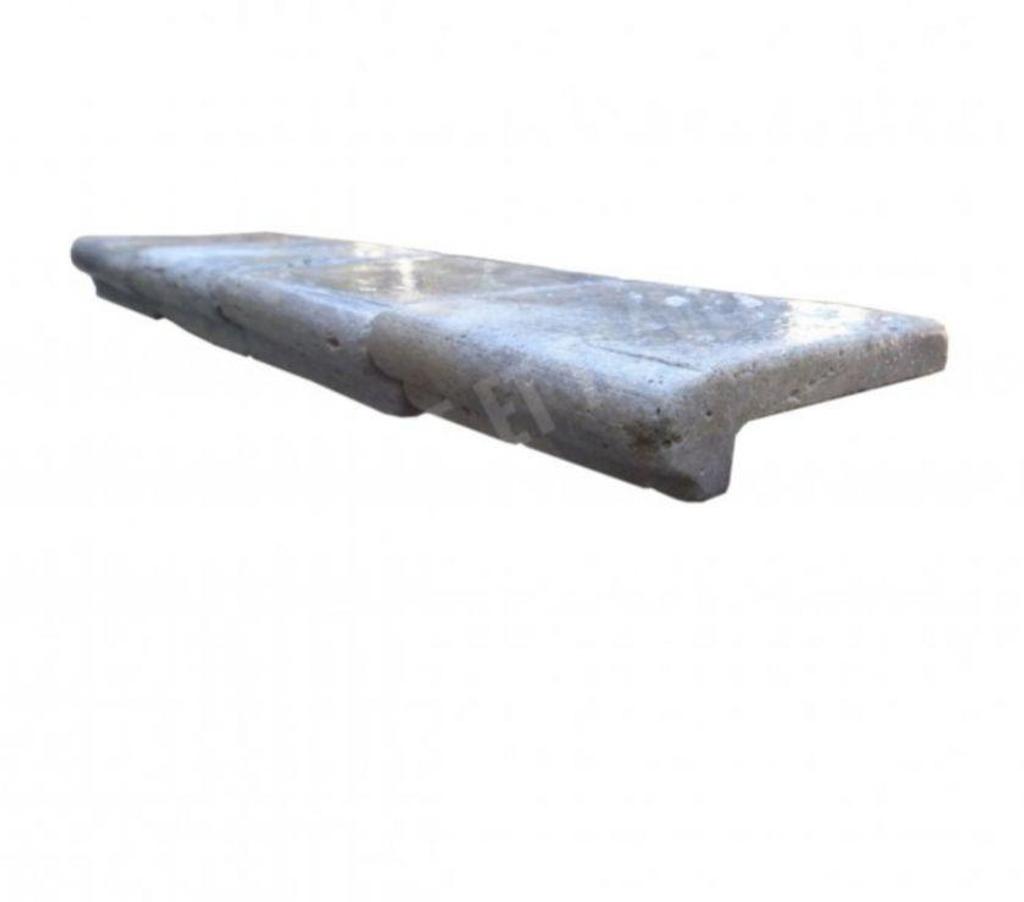  Var Forcalqueiret - 83136 - Photos Vivastreet Travertin Gris Silver Nez de Marche Ogee 10x10 cm 