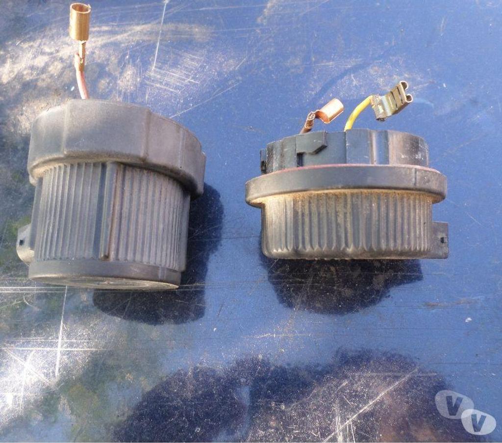 Pièces et services auto Pyrénées-Orientales Perpignan - Photos Vivastreet Cache porte ampoule bmw e32e34