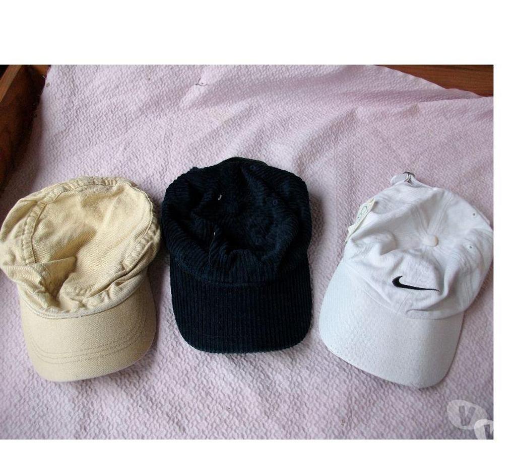 Accessoires - Bagagerie Bas-Rhin Bouxwiller - 67330 - Photos Vivastreet Casquettes mixte Homme et Femme à 0,50 € pièce