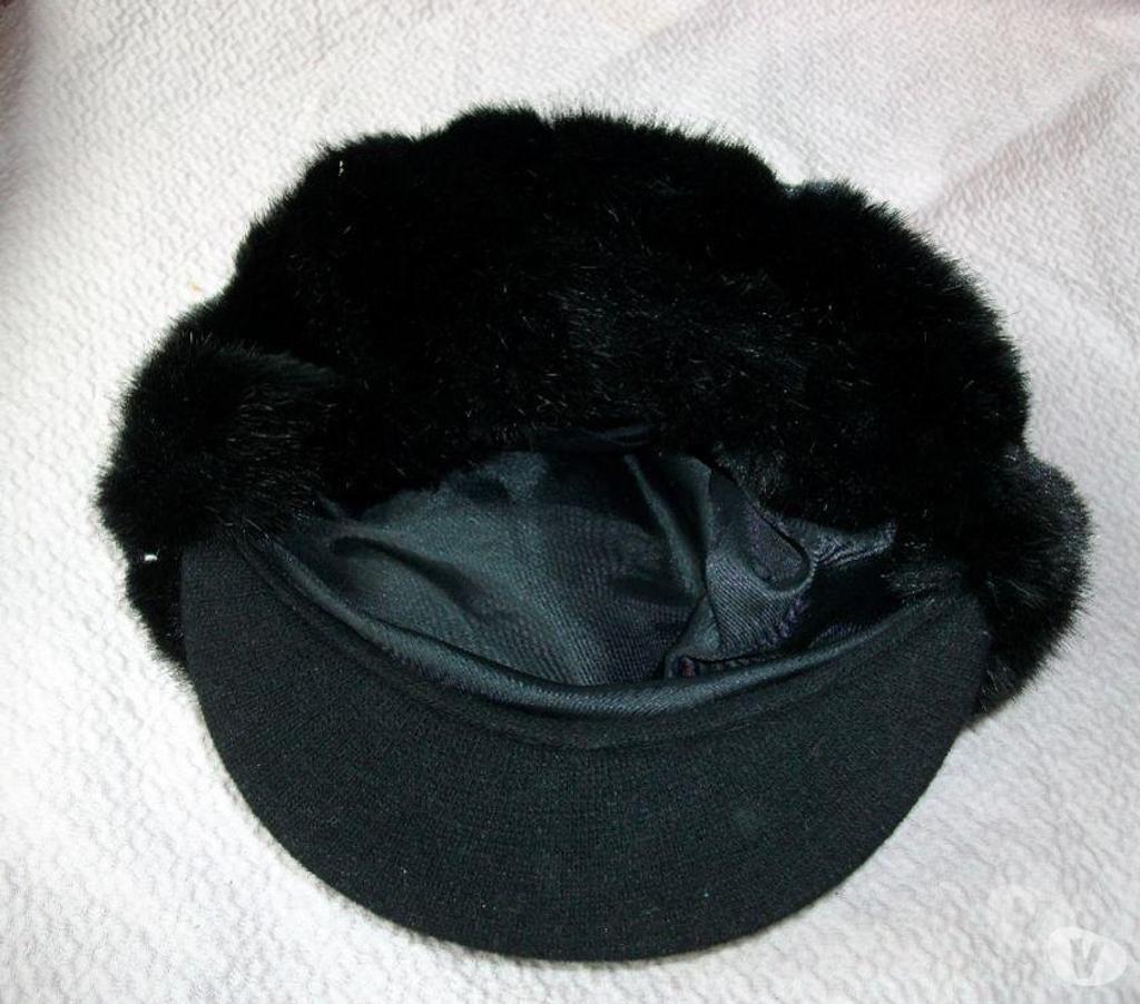 Accessoires - Bagagerie Bas-Rhin Bouxwiller - 67330 - Photos Vivastreet Casquettes Mixte Chaudes pour l'Hiver 1 € + 1,50 € pc