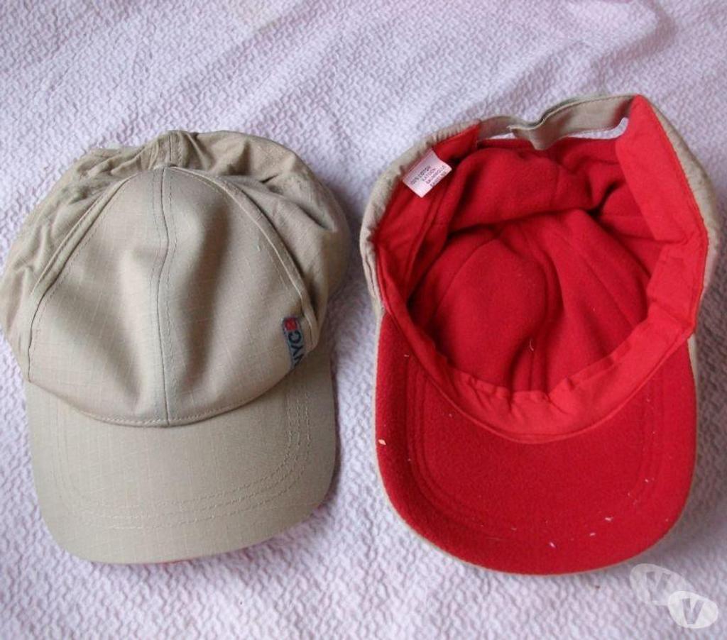 Accessoires - Bagagerie Bas-Rhin Bouxwiller - 67330 - Photos Vivastreet Casquettes Mixte Chaudes pour l'Hiver 1 € + 1,50 € pc