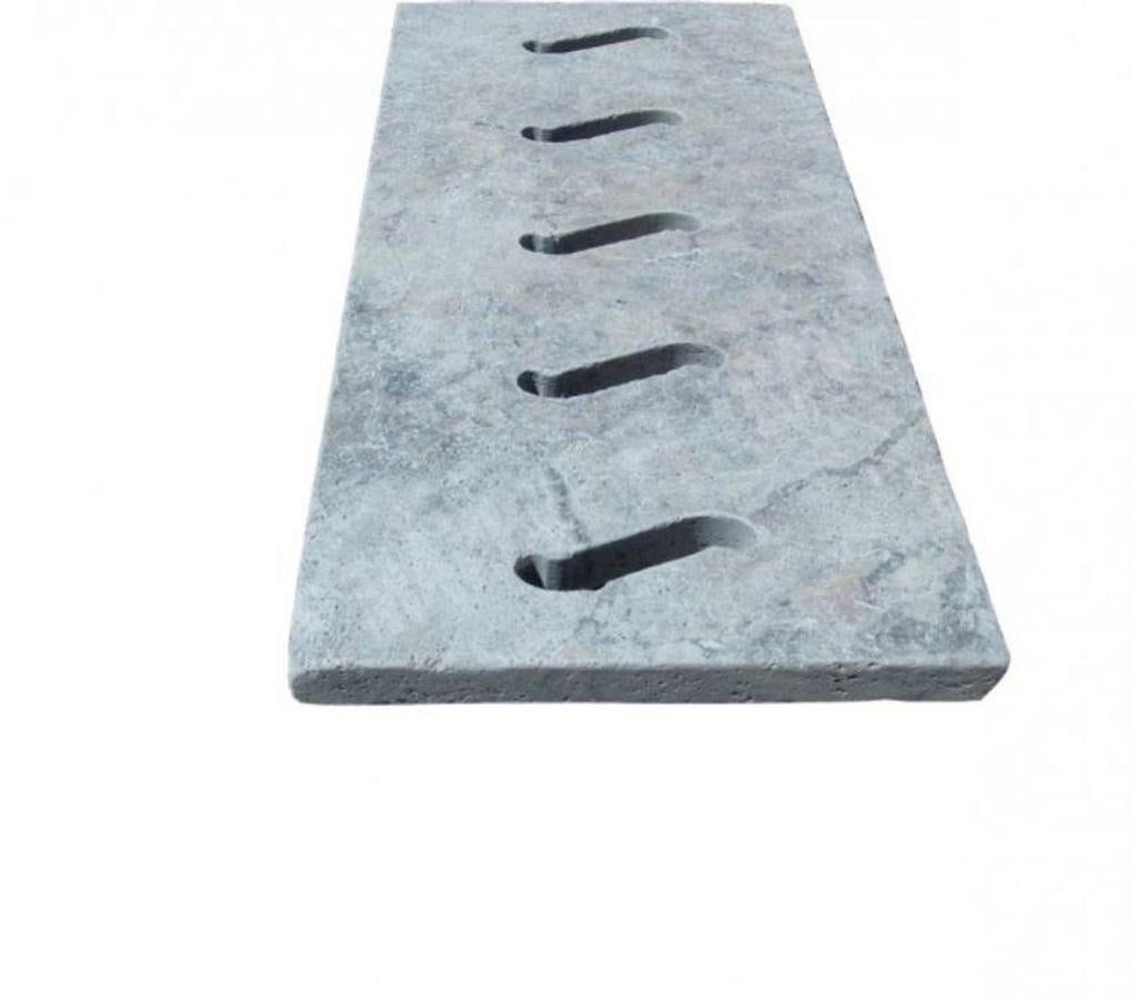 Décoration - art Var Forcalqueiret - 83136 - Photos Vivastreet Travertin Gris Silver Grille Serpent 25x61 cm REF 2259