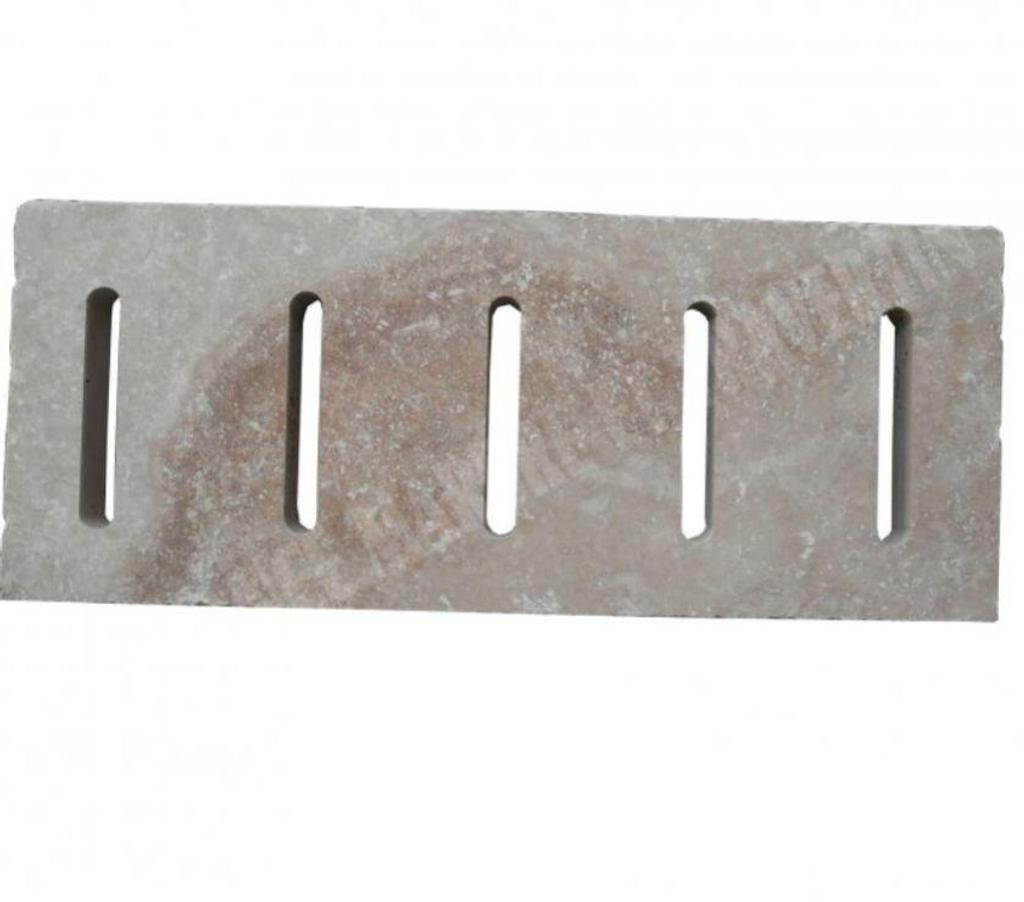 Décoration - art Var Forcalqueiret - 83136 - Photos Vivastreet Travertin Classique Grille Rainure 25x61 cm REF 856