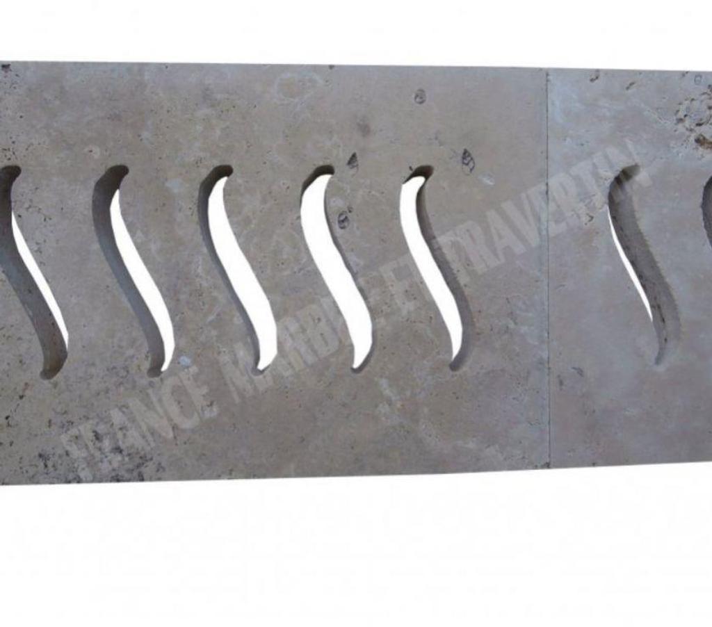 Décoration - art Var Forcalqueiret - 83136 - Photos Vivastreet Travertin Classique Grille Serpente 25x61 cm REF 859