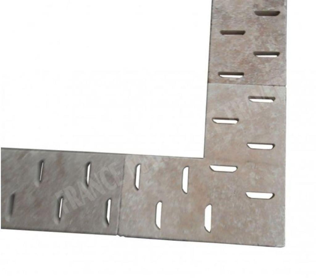 Décoration - art Var Forcalqueiret - 83136 - Photos Vivastreet Travertin Classique Grille Angle D 50x50 cm