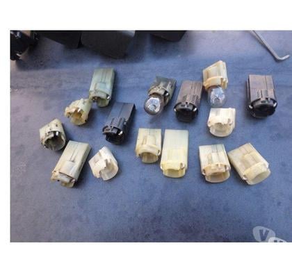 Pièces moteur et accessoires auto Perpignan Perpignan - Photos Vivastreet portes ampoules feux arriere bmw e34SERIE5