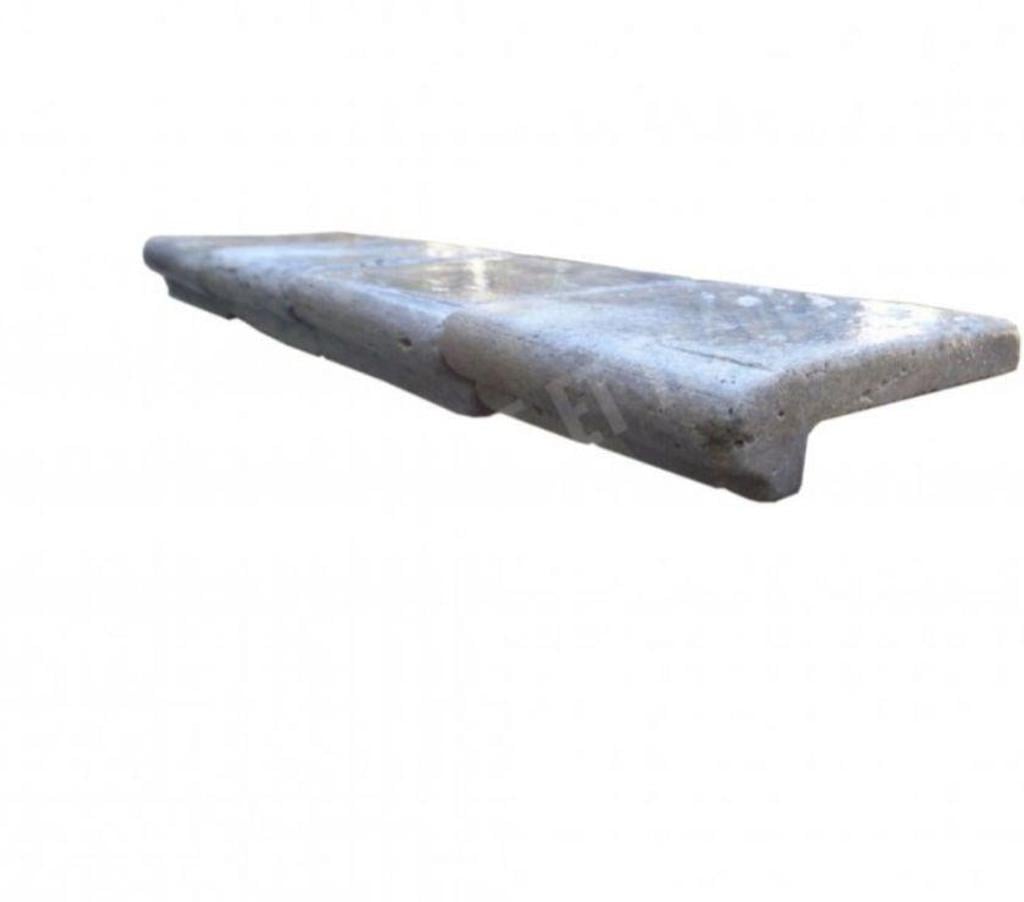  Var Forcalqueiret - 83136 - Photos Vivastreet Travertin Gris Silver Nez de Marche Ogee 10x10 cm 