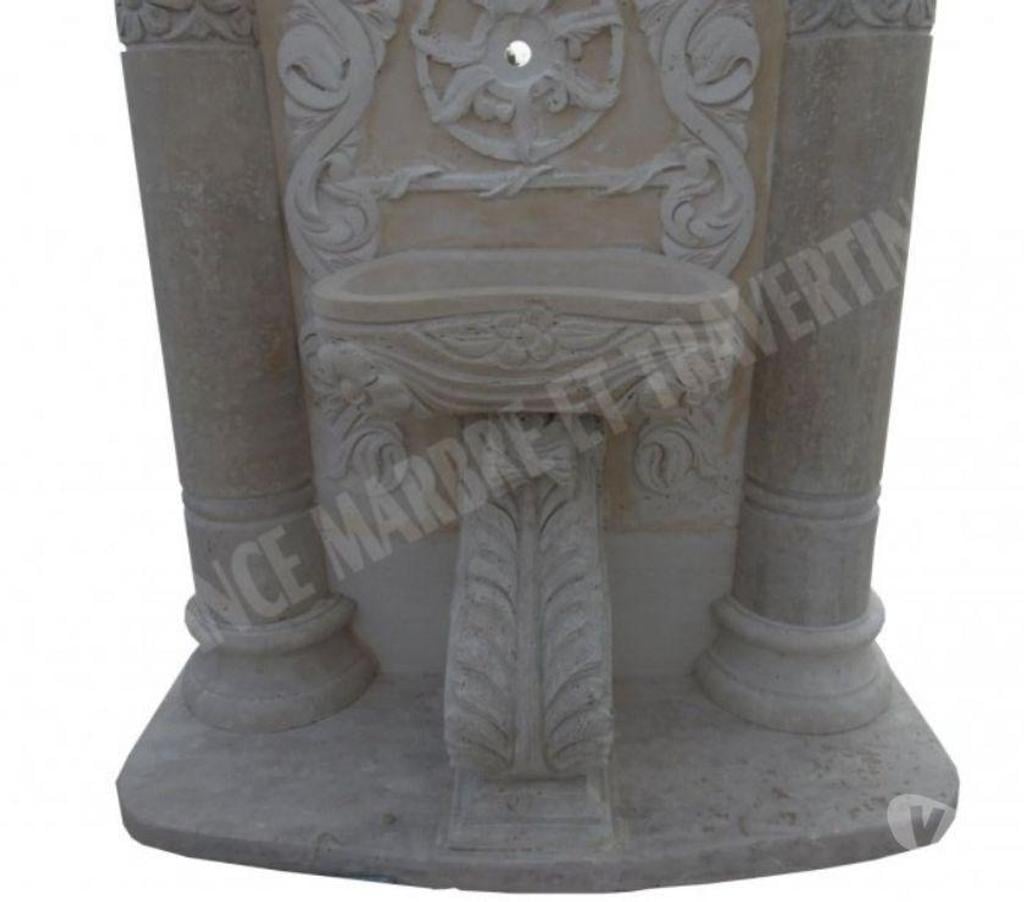 Décoration - art Var Forcalqueiret - 83136 - Photos Vivastreet Travertin Classique Beige Fontaine