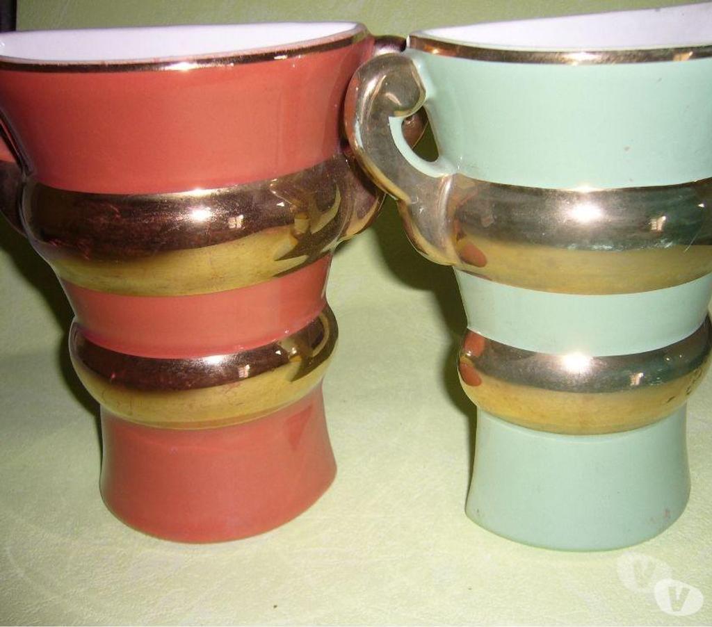 Décoration - art Rhône La Mulatiere - 69350 - Photos Vivastreet Lot 2 vases porcelaine Vintage années 1940-1950