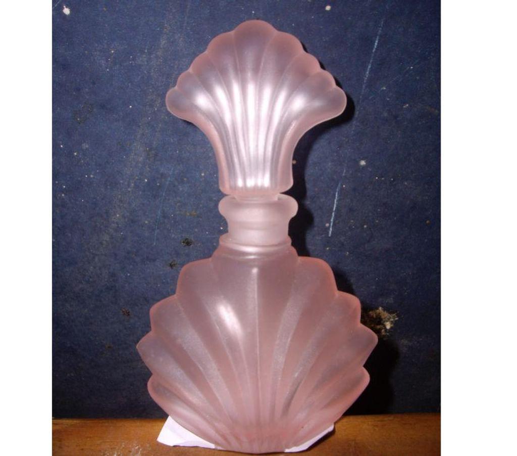 Beauté - Santé Bas-Rhin Bouxwiller - 67330 - Photos Vivastreet Flacon Rose en verre pour Parfum à 0,10 €