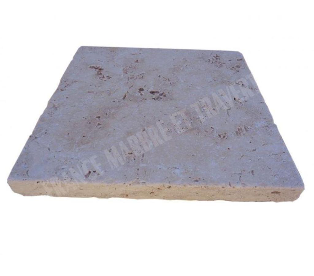  Var Forcalqueiret - 83136 - Photos Vivastreet Travertin Classique Nez de Marche Droit 30x30 cm