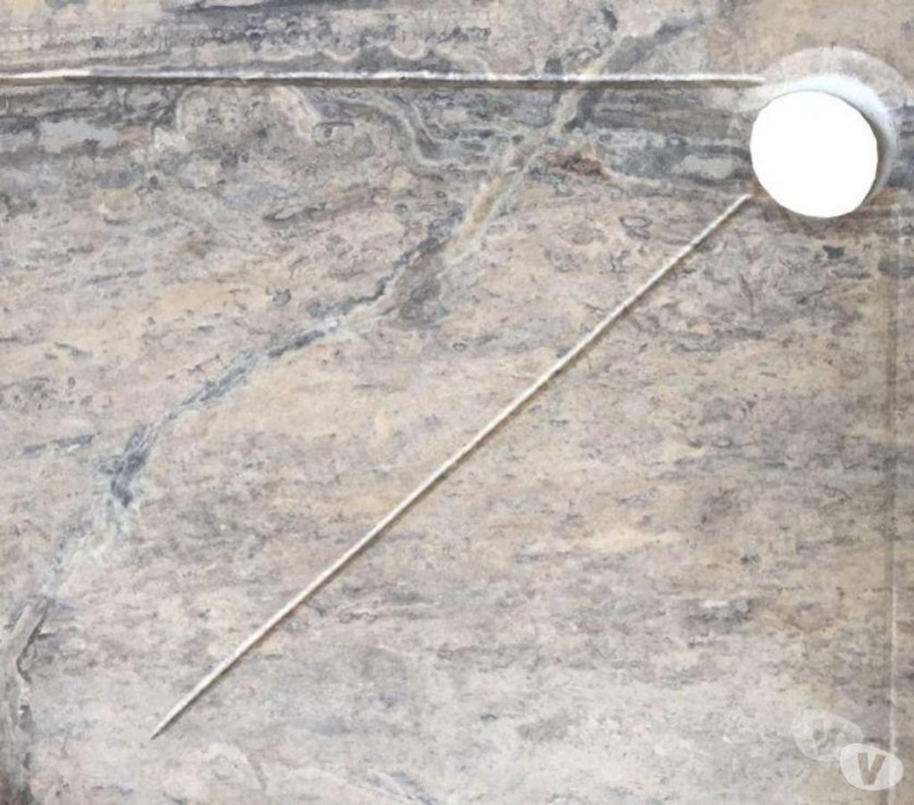  Var Forcalqueiret - 83136 - Photos Vivastreet Travertin Gris Silver Bac A Douche Angle 80x80 cm