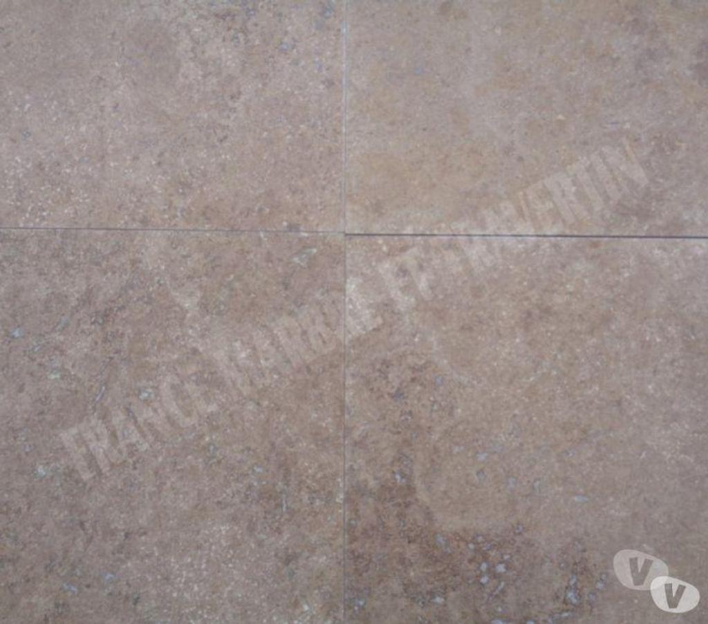  Var Forcalqueiret - 83136 - Photos Vivastreet Travertin Walnut Noisette 45x45 cm