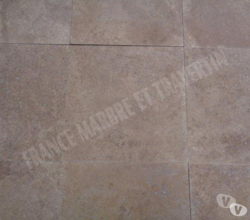  Var Forcalqueiret - 83136 - Photos Vivastreet Travertin Walnut Noisette 45x45 cm