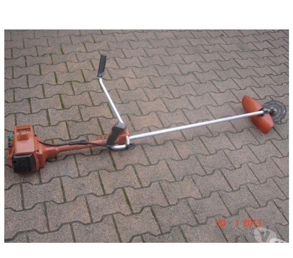  Côte-d'Or Dijon - 21000 - Photos Vivastreet débroussailleuse husqvarna 235 R pour pièces