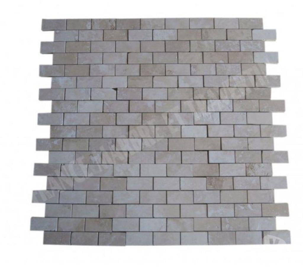 Décoration - art Var Forcalqueiret - 83136 - Photos Vivastreet Travertin Classique Clair Mosaïque 4,8x10 cm