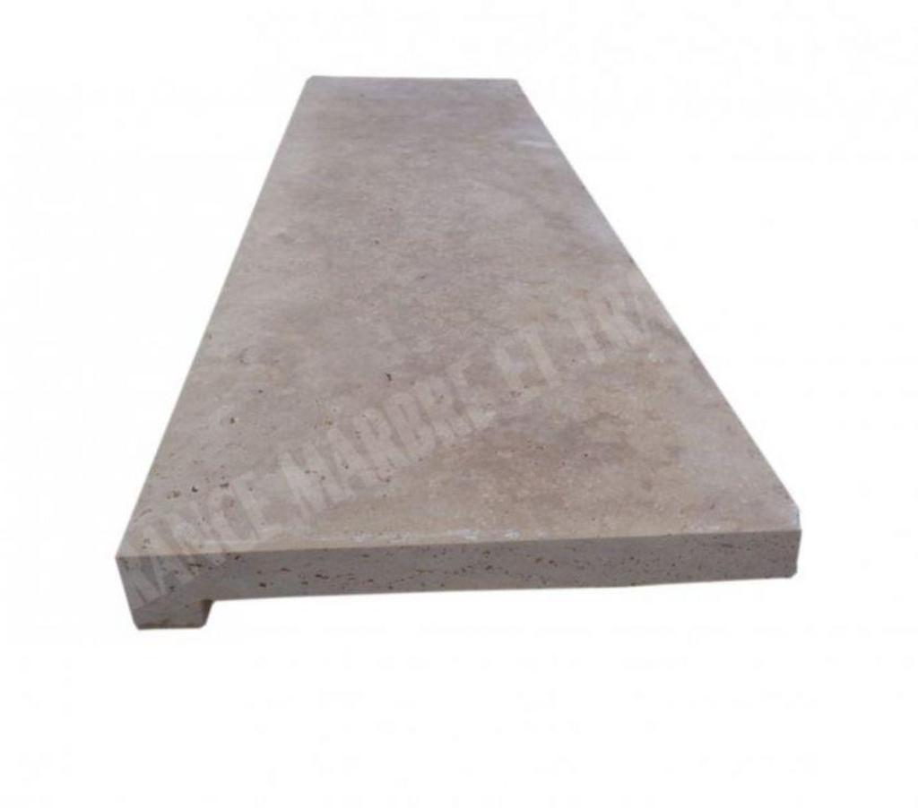 Décoration - art Var Forcalqueiret - 83136 - Photos Vivastreet Travertin Classique Beige Nez de Marche Droit 120x30 cm