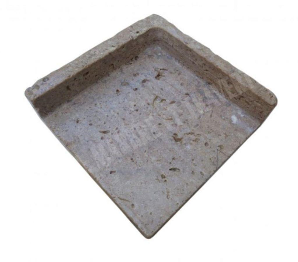 Décoration - art Var Forcalqueiret - 83136 - Photos Vivastreet Travertin Walnut Nez de Marche Angle Droit 10x10 cm