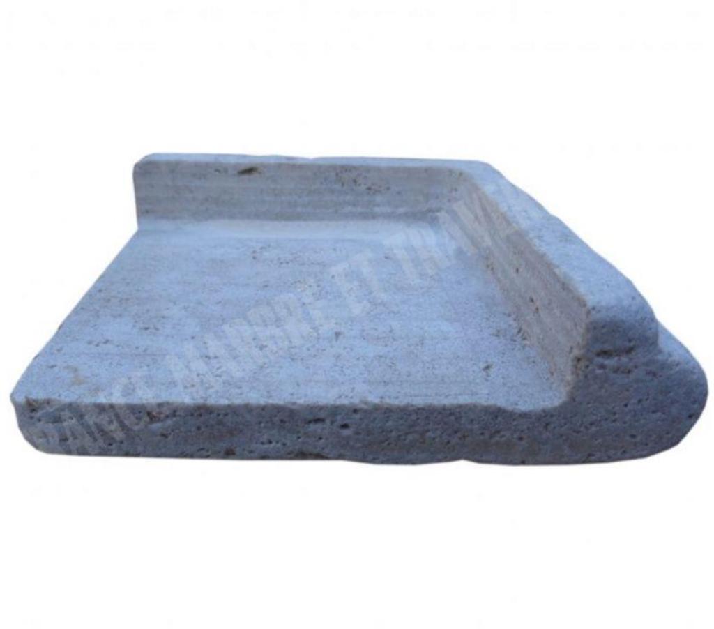 Décoration - art Var Forcalqueiret - 83136 - Photos Vivastreet Travertin Classique Nez de Marche Angle Ogee 10x10 cm