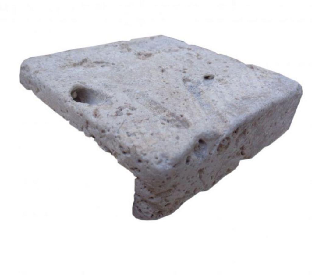 Décoration - art Var Forcalqueiret - 83136 - Photos Vivastreet Travertin Classique Nez de Marche Droit 10x10 cm