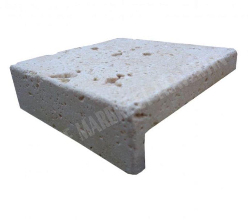 Décoration - art Var Forcalqueiret - 83136 - Photos Vivastreet Travertin Classique Clair Nez de Marche Angle Droit 10x10 cm
