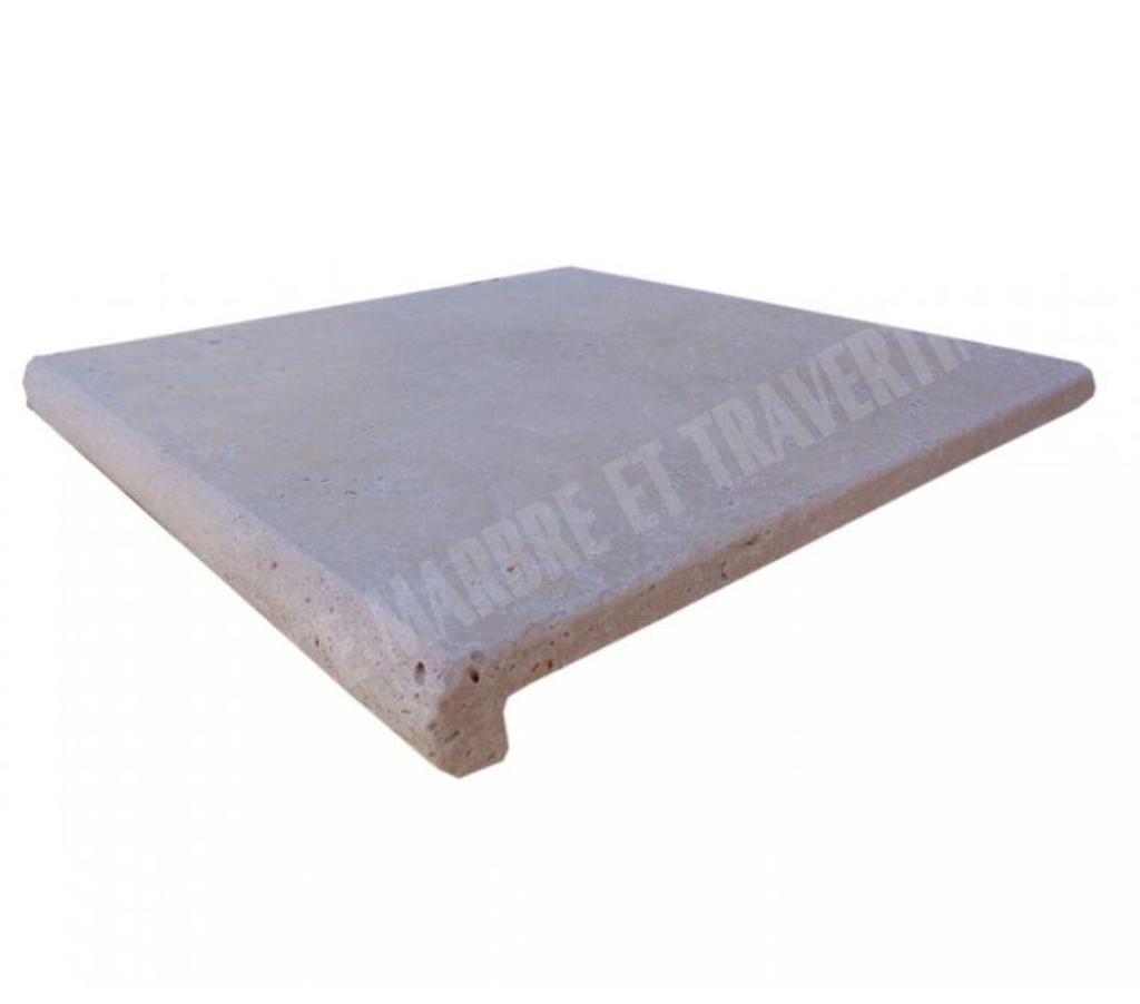 Décoration - art Var Forcalqueiret - 83136 - Photos Vivastreet Travertin Classique Clair Nez de Marche Arrondi 30x30 cm