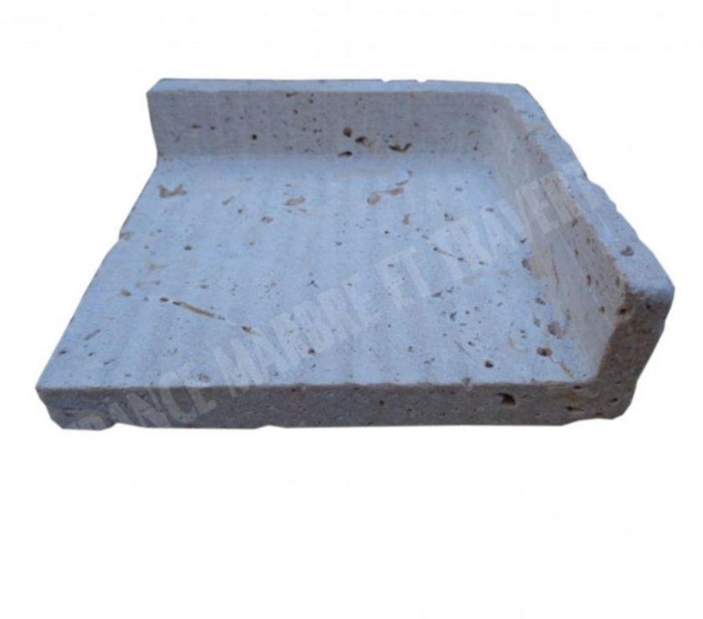 Décoration - art Var Forcalqueiret - 83136 - Photos Vivastreet Travertin Classique Nez de Marche Angle Droit 10x10 cm
