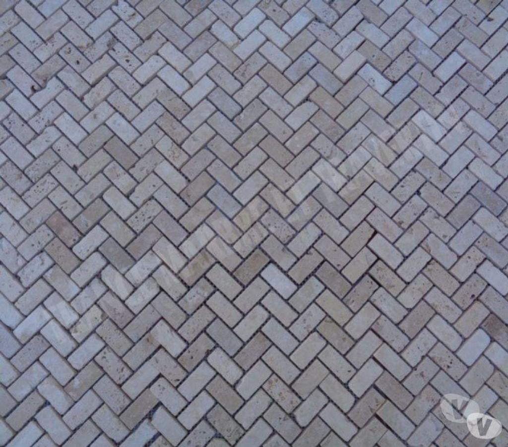  Var Forcalqueiret - 83136 - Photos Vivastreet Travertin Classique Beige Mosaïque Parquet 