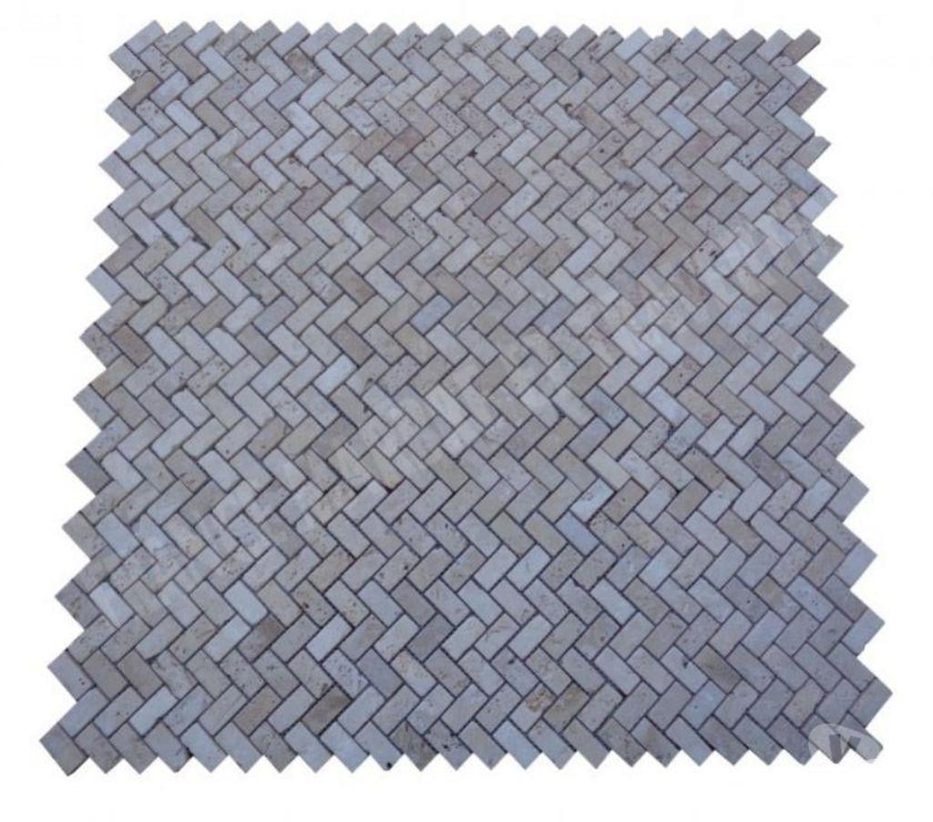  Var Forcalqueiret - 83136 - Photos Vivastreet Travertin Classique Beige Mosaïque Parquet 