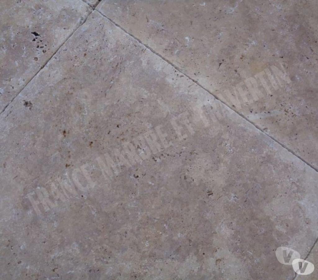  Var Forcalqueiret - 83136 - Photos Vivastreet Travertin Walnut Noisette 60x60 cm