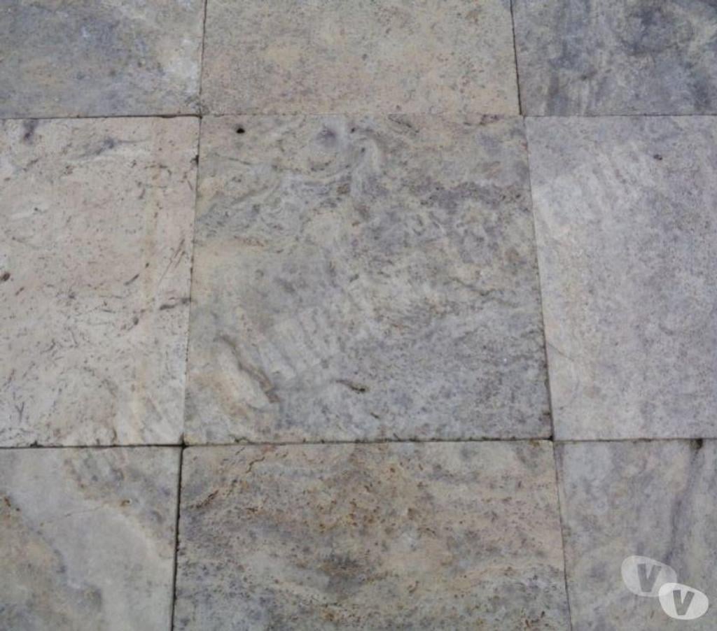  Var Forcalqueiret - 83136 - Photos Vivastreet Travertin Gris Silver 30x30 cm