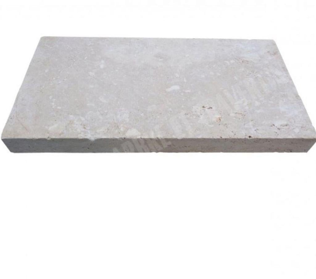  Var Forcalqueiret - 83136 - Photos Vivastreet Travertin Classique Clair Margelle de Piscine Bord Droit 