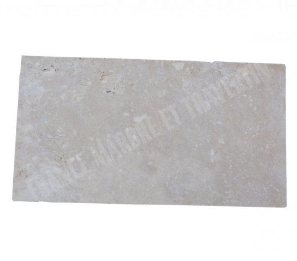  Var Forcalqueiret - 83136 - Photos Vivastreet Travertin Classique Clair Margelle de Piscine Bord Droit 