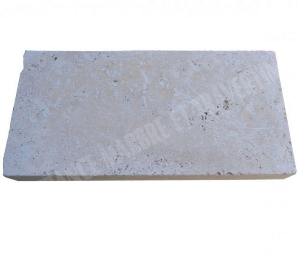  Var Forcalqueiret - 83136 - Photos Vivastreet Travertin Classique Clair Margelle de Piscine Bord Droit 