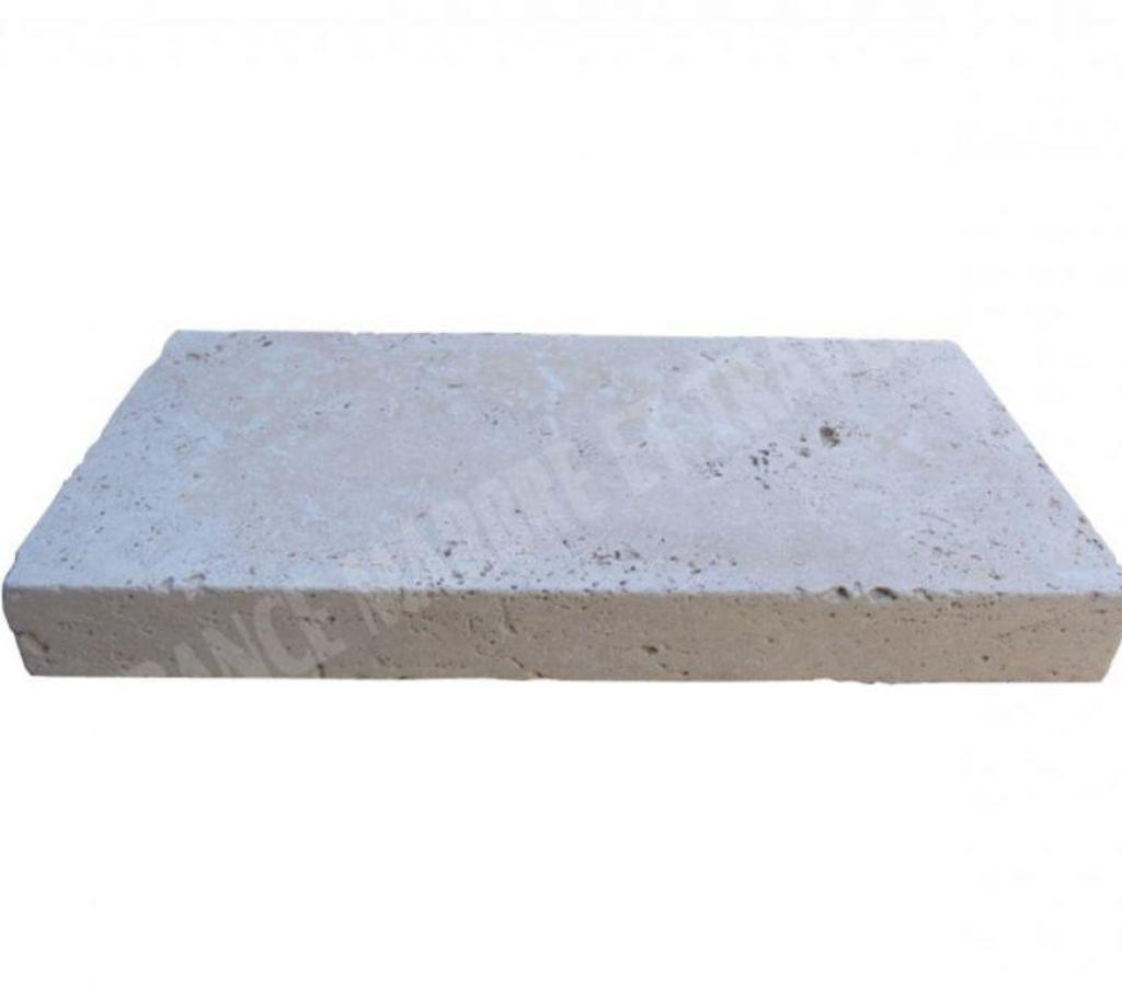  Var Forcalqueiret - 83136 - Photos Vivastreet Travertin Classique Clair Margelle de Piscine Bord Droit 