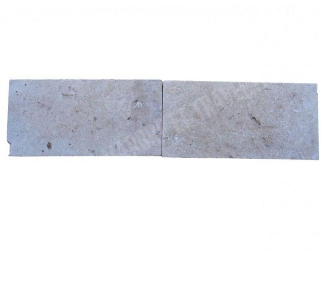 Décoration - art Var Forcalqueiret - 83136 - Photos Vivastreet Travertin Classique Beige Margelle de Piscine Bord Droit 