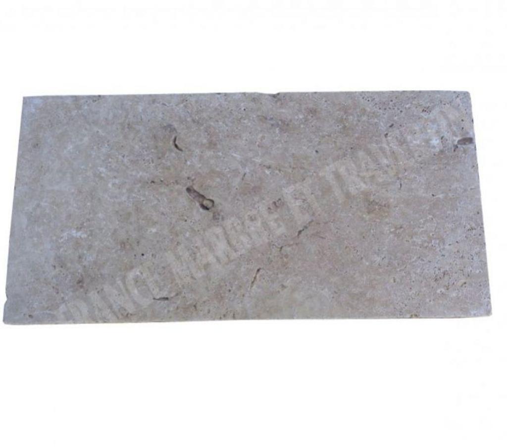 Décoration - art Var Forcalqueiret - 83136 - Photos Vivastreet Travertin Classique Beige Margelle de Piscine Bord Droit 