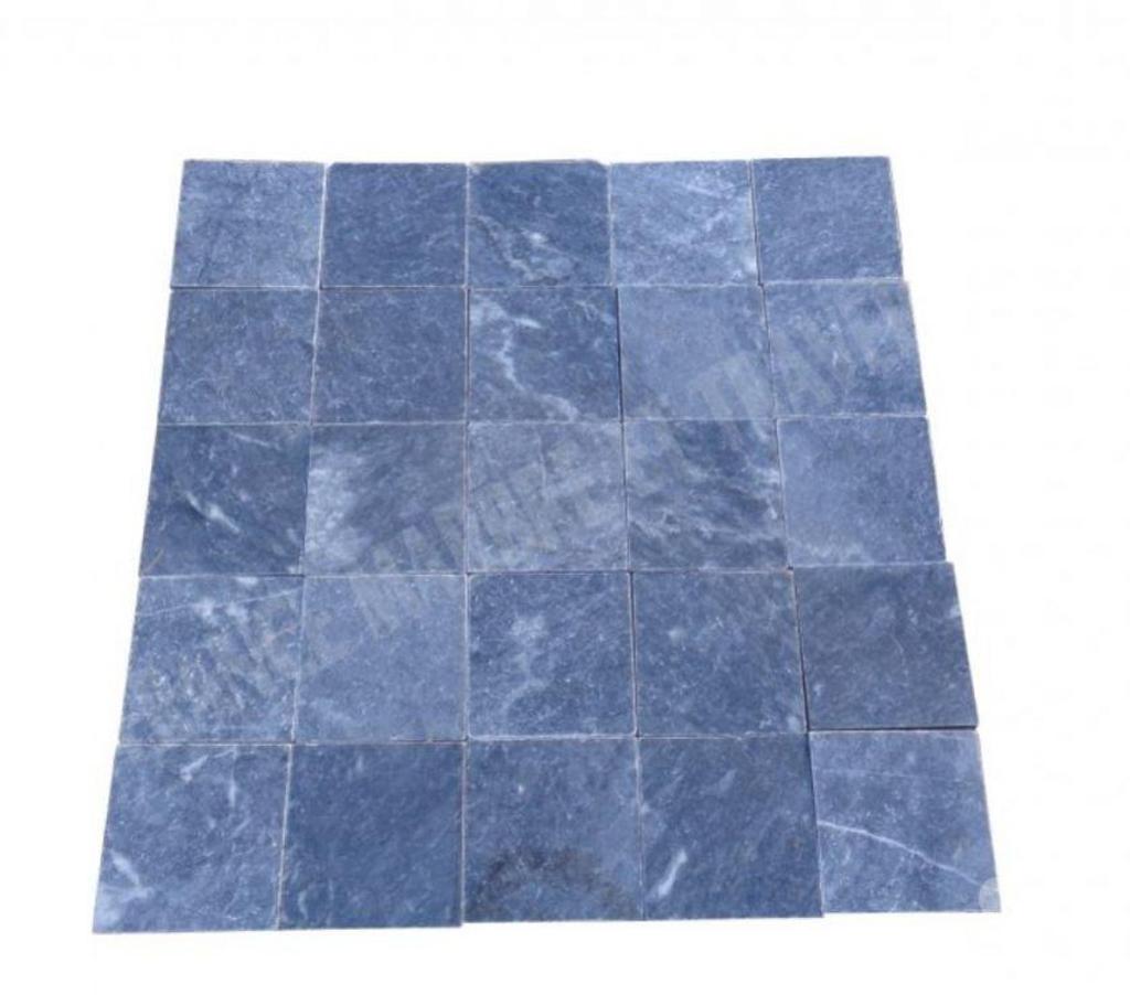  Var Forcalqueiret - 83136 - Photos Vivastreet Pierre Bleue Turque 15 x 15 cm