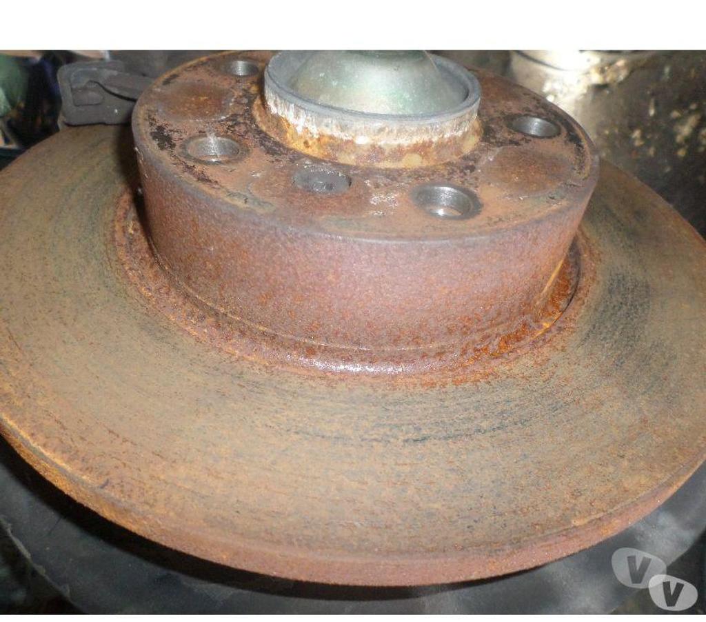 Pièces et services auto Pyrénées-Orientales Perpignan - Photos Vivastreet disque de frein avant bmw e36 compact 