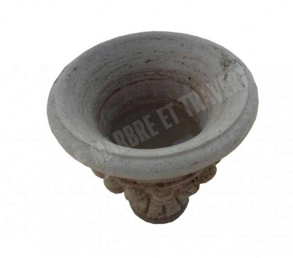  Var Forcalqueiret - 83136 - Photos Vivastreet Travertin Classique Beige pot à fleurs 45 x 45 cm