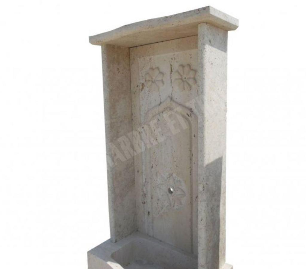  Var Forcalqueiret - 83136 - Photos Vivastreet Travertin Classique Beige Fontaine