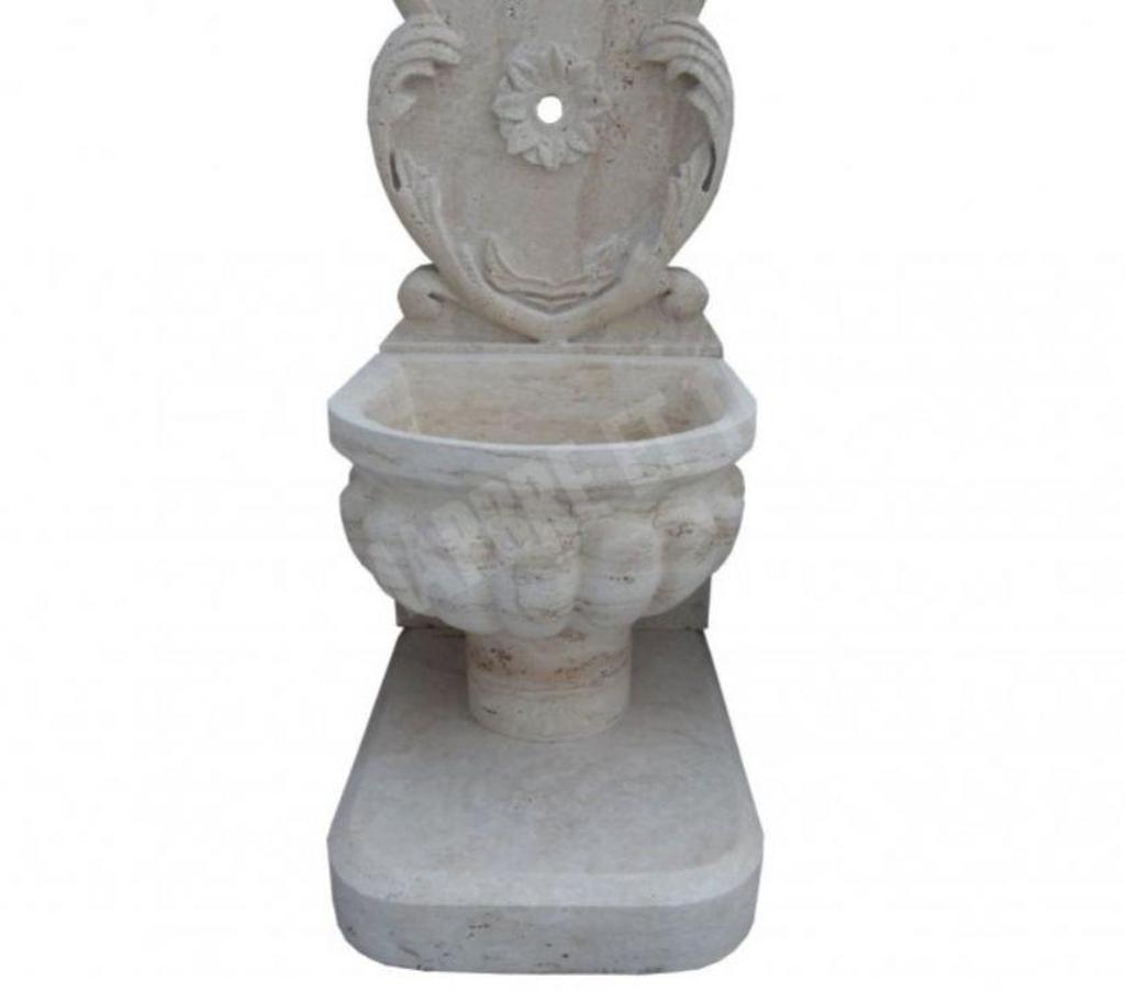  Var Forcalqueiret - 83136 - Photos Vivastreet Travertin Classique Beige Fontaine