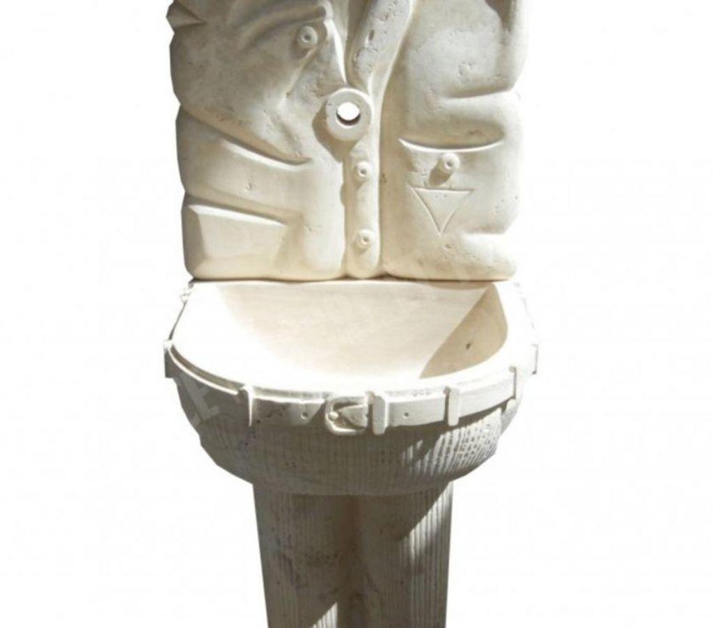  Var Forcalqueiret - 83136 - Photos Vivastreet Travertin Classique Beige Fontaine